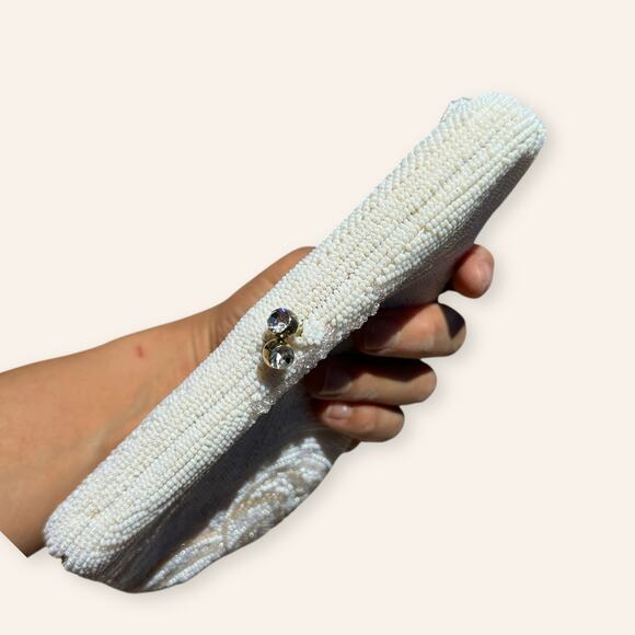 VTG Beaded Silver Kiss Lock Purse and White Clutch Bundle - Picture 3 of 8